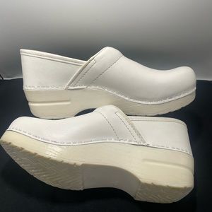 Nurses shoes